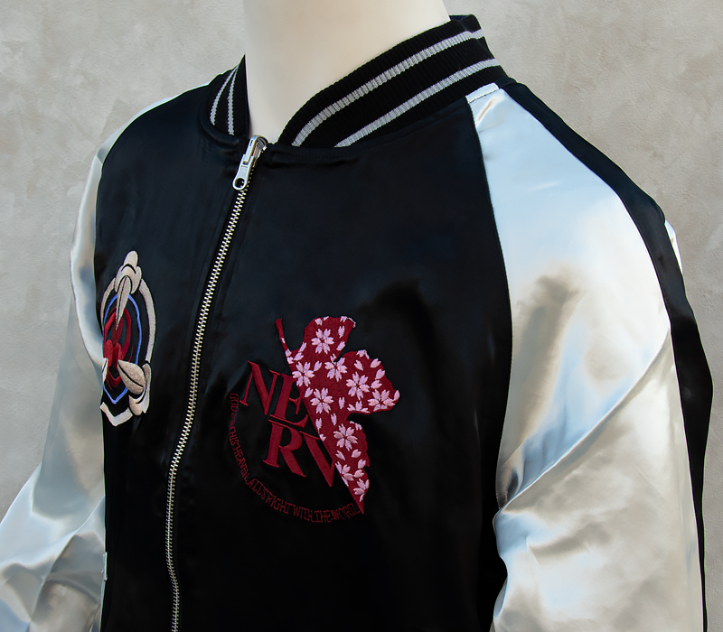 エヴァンゲリヲン新劇場版 <br>オリジナル リバーシブルスカジャン “龍と初号機” ×”夜桜と綾波レイ”（オリエンタルブランド錦） 画像3